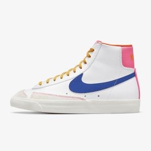 NIB size 9 women’s, Nike blazer mid 77 vintage